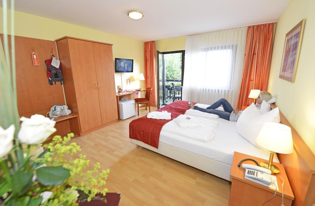 Hotel Die Kleine Blume Erfweiler Kültér fotó
