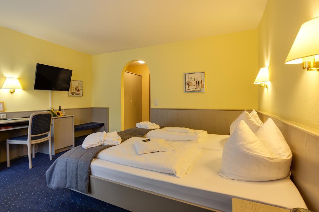 Hotel Die Kleine Blume Erfweiler Kültér fotó