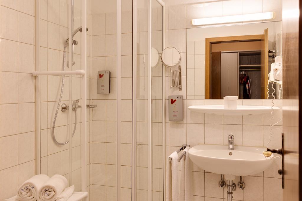 Hotel Die Kleine Blume Erfweiler Kültér fotó